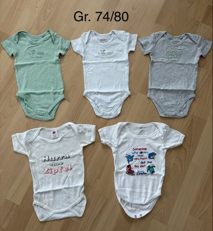 5 Kurzarm Bodys Gr. 74/80, Top Zustand