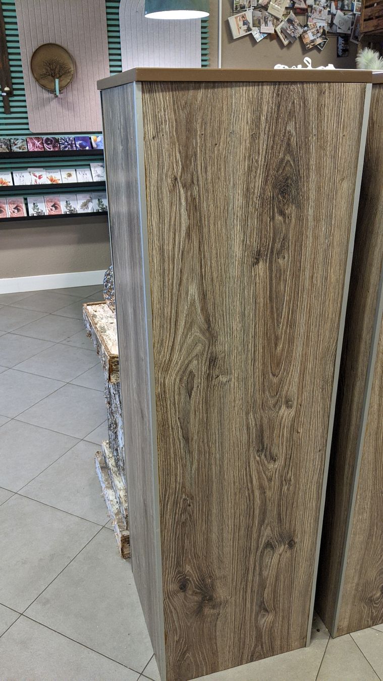 Tutte le decorazioni: Säule in Holzoptik – Usato da Rüti ZH venduto da kunstreich_8630 2