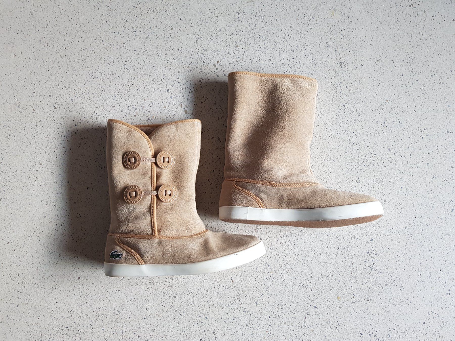 Lacoste Scarpe da donna: Lacoste Stiefel mit Wollfutter Grösse 37 – Usato da Basel venduto da Birs868 3