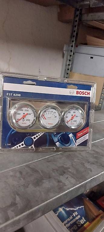 Messen: Sun  Gauge  Oil Pressure/Voltmeter/Water Temp Chrome – Neu und originalverpackt aus Bülach von Hakenbusch 2