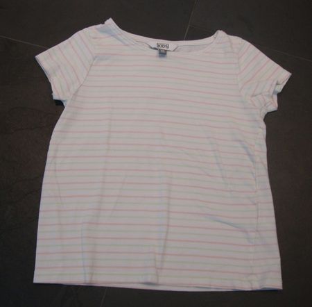 ++ T-Shirt von Kids ++ in weiss ++ Gr. 110 / 116 ++