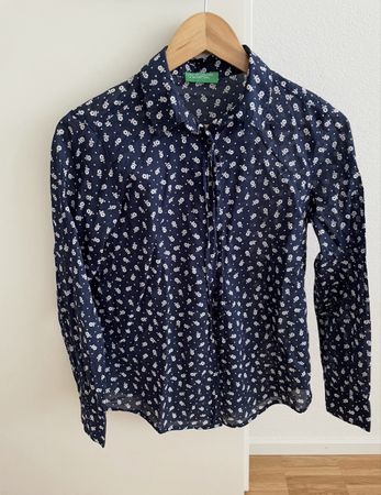 Chemise Benetton imprimé floral bleu taille S bon état