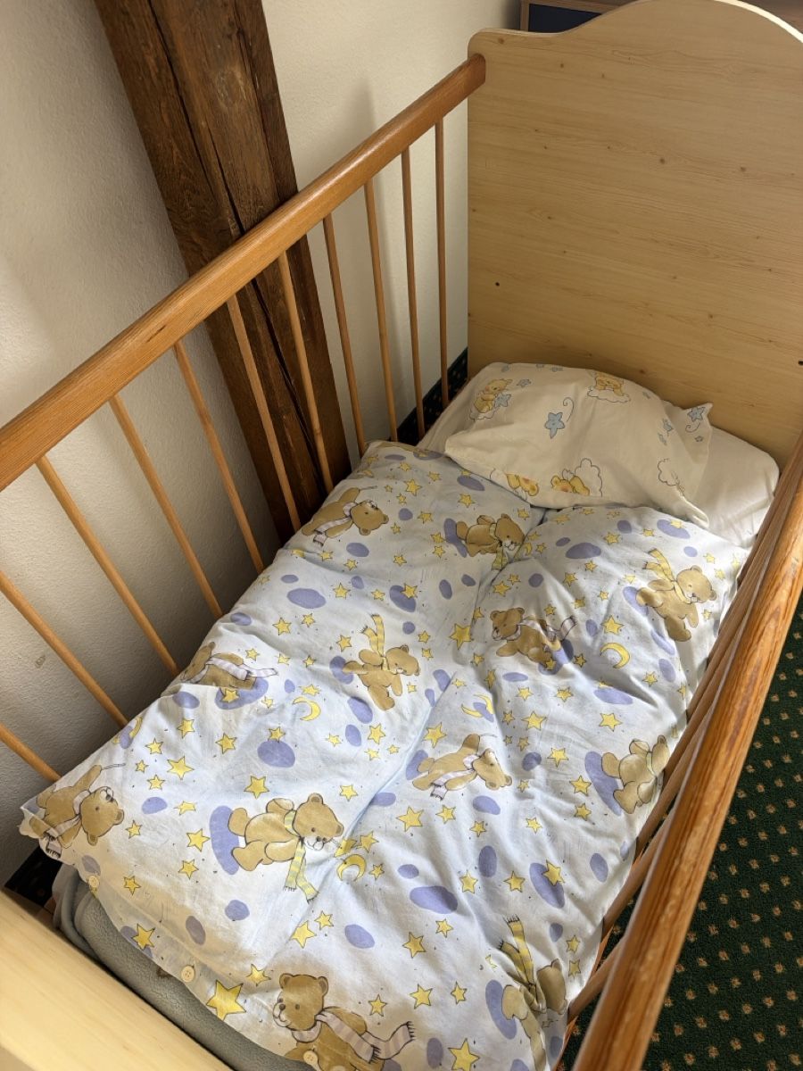 Lits: Kinderbett aus Holz – D'occasion à Kesswil par ngu_xs7m 1