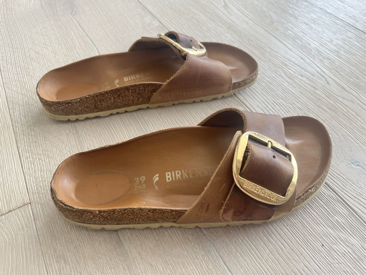 Birkenstock Scarpe da donna: Birkenstock Madrid Big Buckle – Usato da Russikon venduto da Jamiee 1