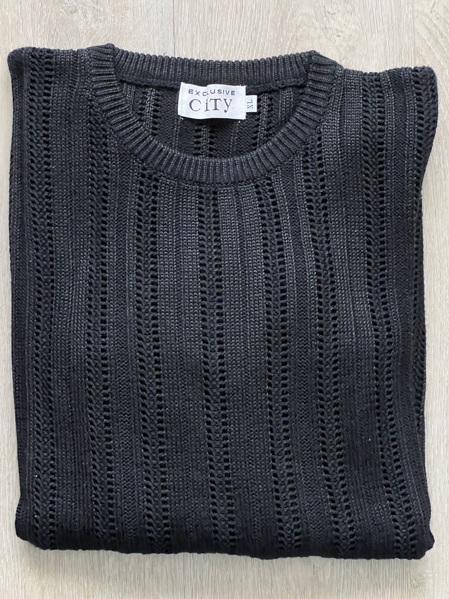 Maglioni & Felpe: Strickpullover schwarz Exclusice City Gr XL – Usato da Betschwanden venduto da Dognose