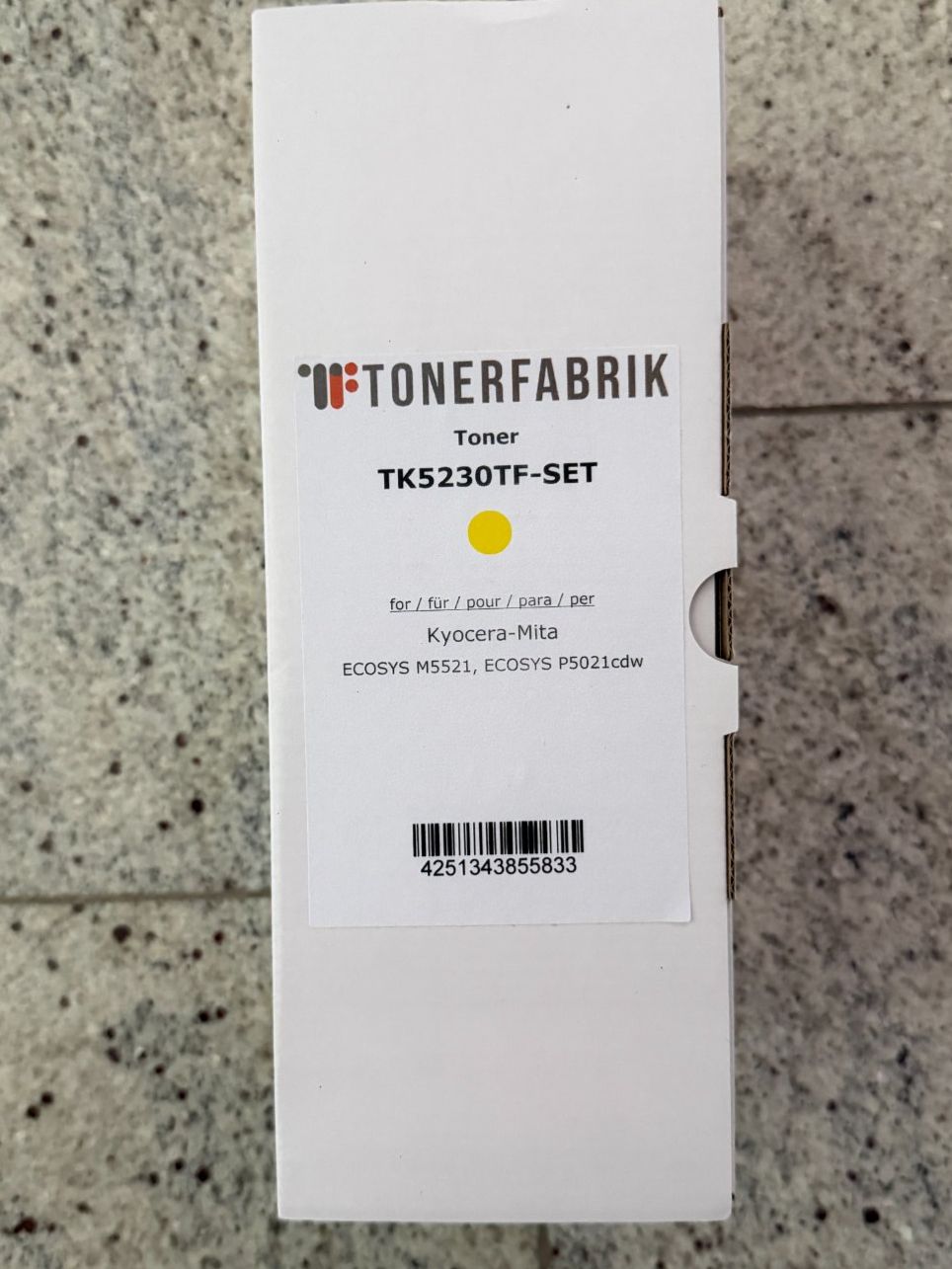 Kyocera Cartucce per stampanti & toner: Kyocera TK-5230 Toner YELLOW – Nuovo e nell'imballaggio originale da Lauerz venduto da Pschilt3