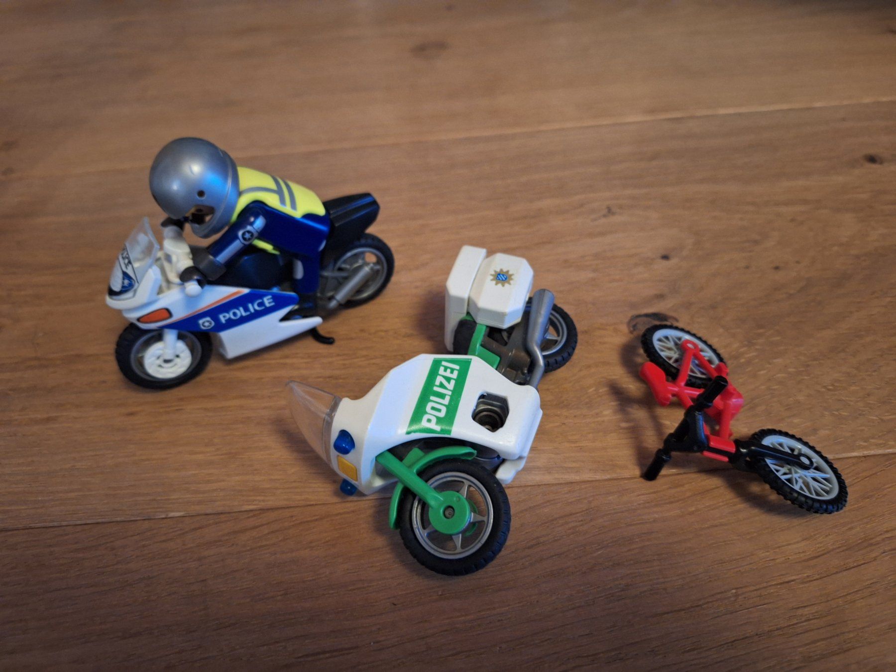 Playmobil Giocattoli: Playmobil Polizeistation mit Zubehör – Usato da Meinisberg venduto da sab_25wr 2