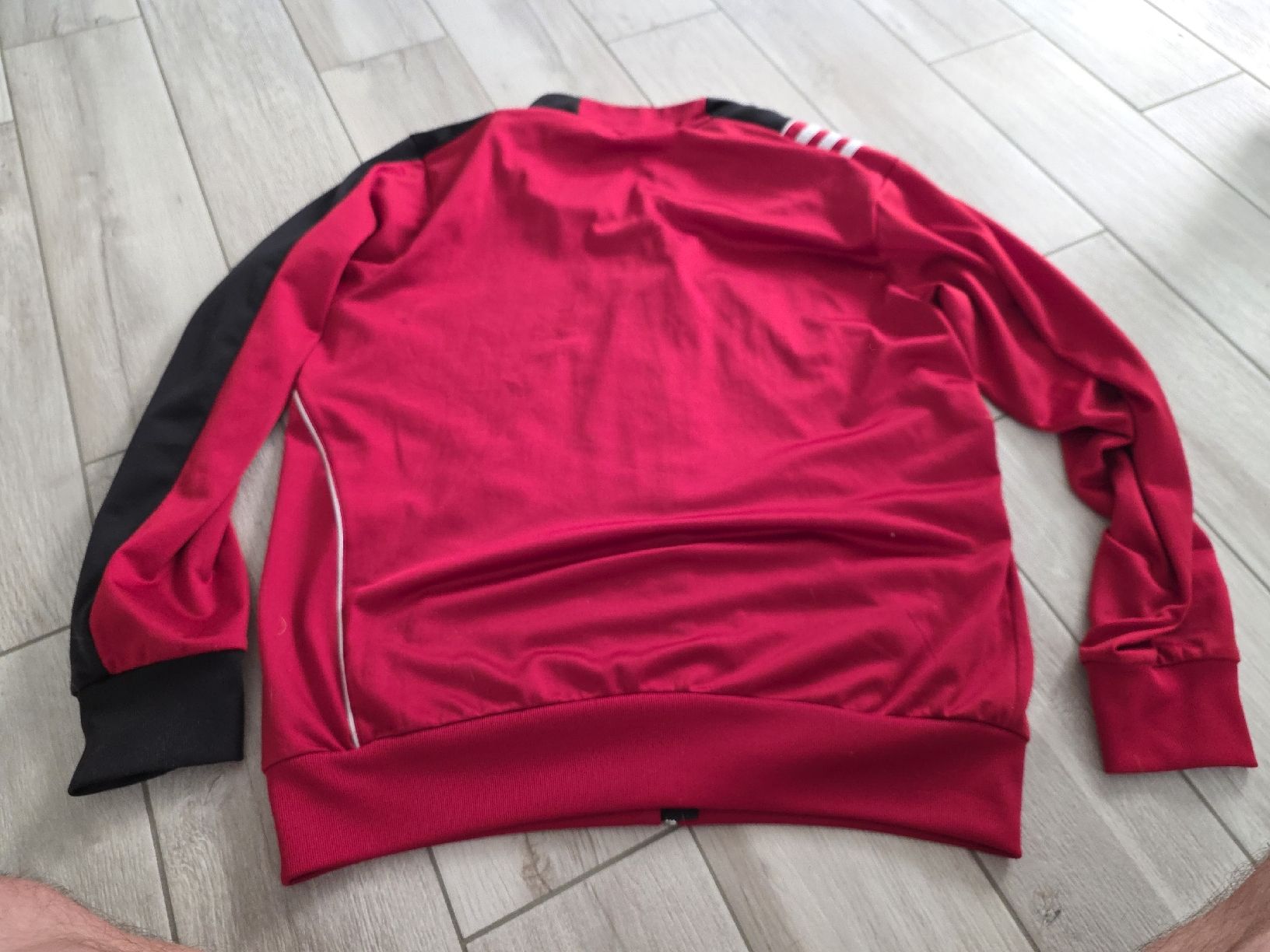 Giacche: Adidas Trainingsjacke rot/schwarz Grösse M  – Usato da Dorf venduto da Echo_Elements 7