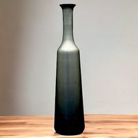 Grand vase en opaline noire givrée Suisse années 1950/60