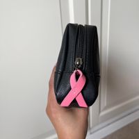 🩷QATAR Business Class DIPTYQUE Amenity Kit Breast Cancer🩷