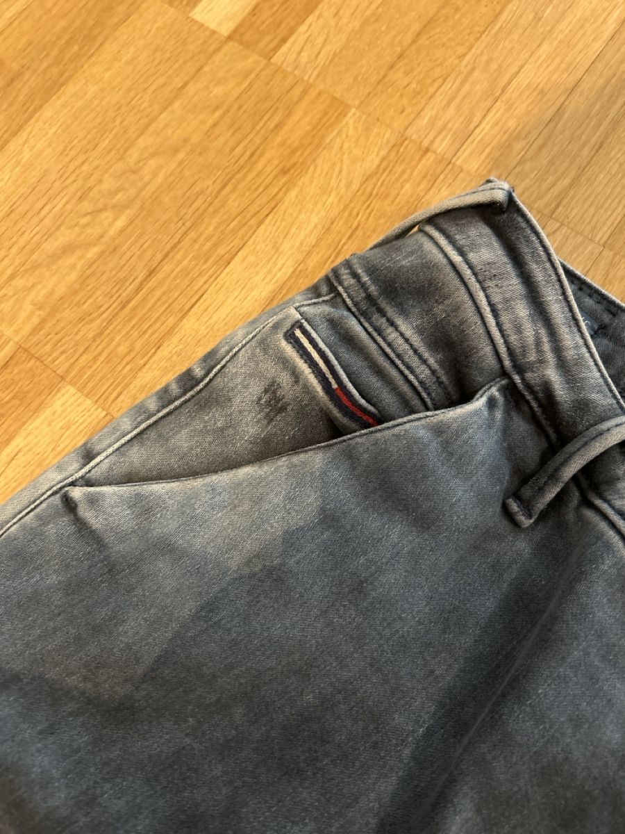 Tommy Hilfiger Jeans: Tommy Hilfiger Jeans Gr. 29 – Nuovo (secondo la descrizione) da Riehen venduto da mittwoch81 2
