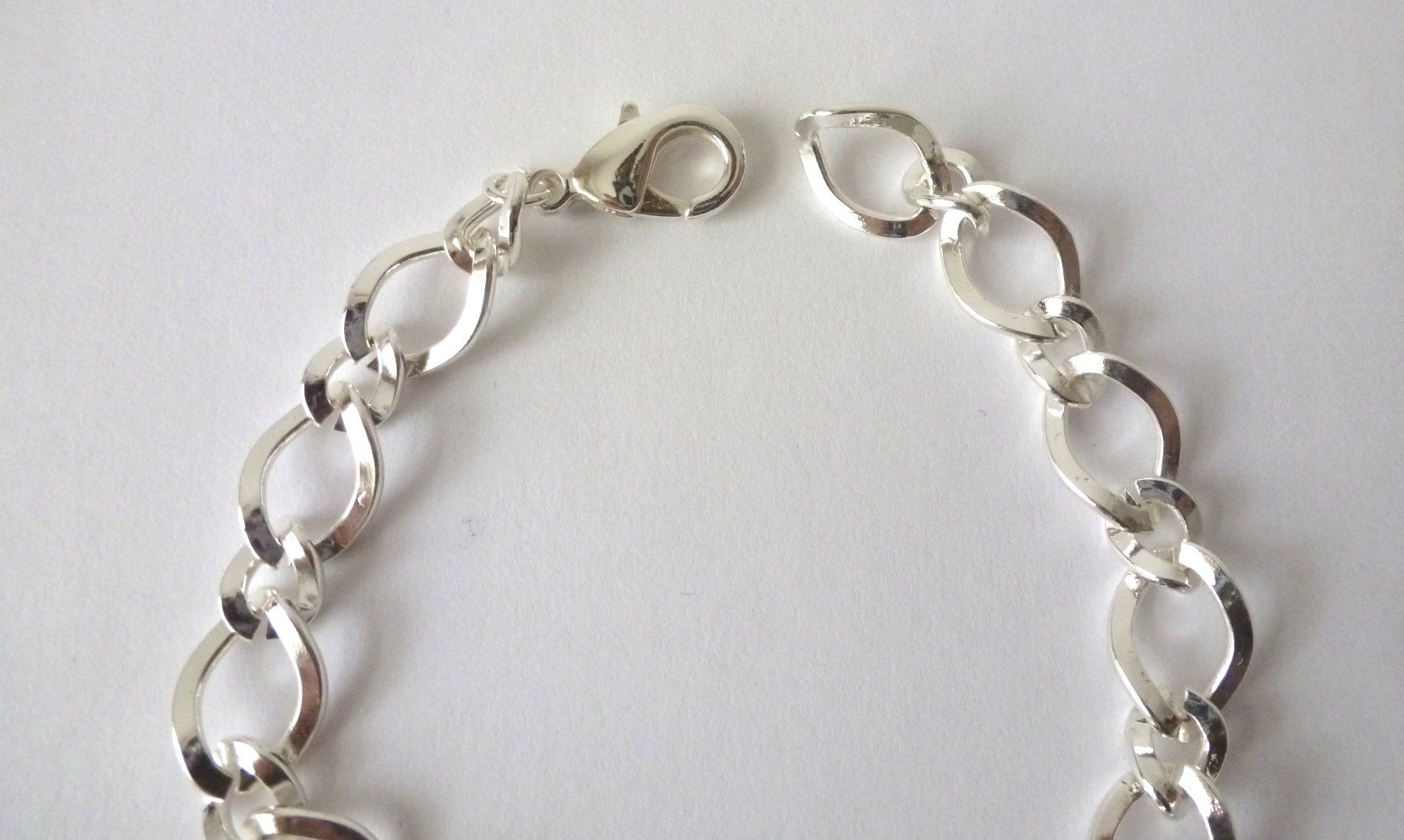Bracciali & Braccialetti: Charm-Armband breit 21cm – Nuovo e nell'imballaggio originale da Mauren venduto da Yeelen 2