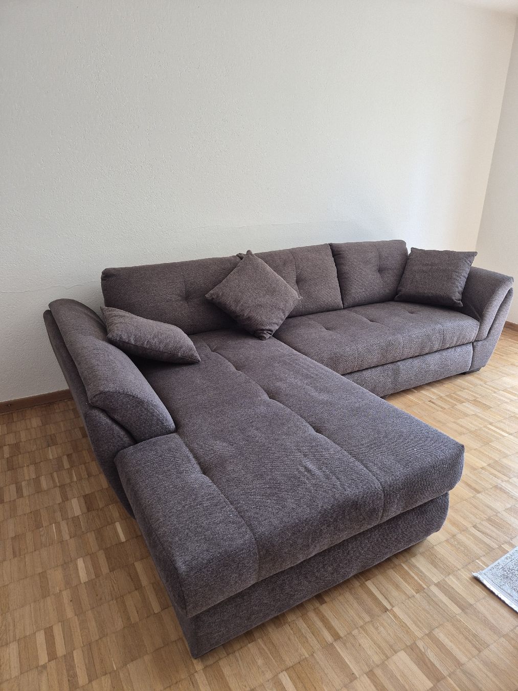 Sofas: Ecksofa graubrauner Stoffbezug guter Zustand – Neu (gemäss Beschreibung) aus Etzwilen von jul_y2ff