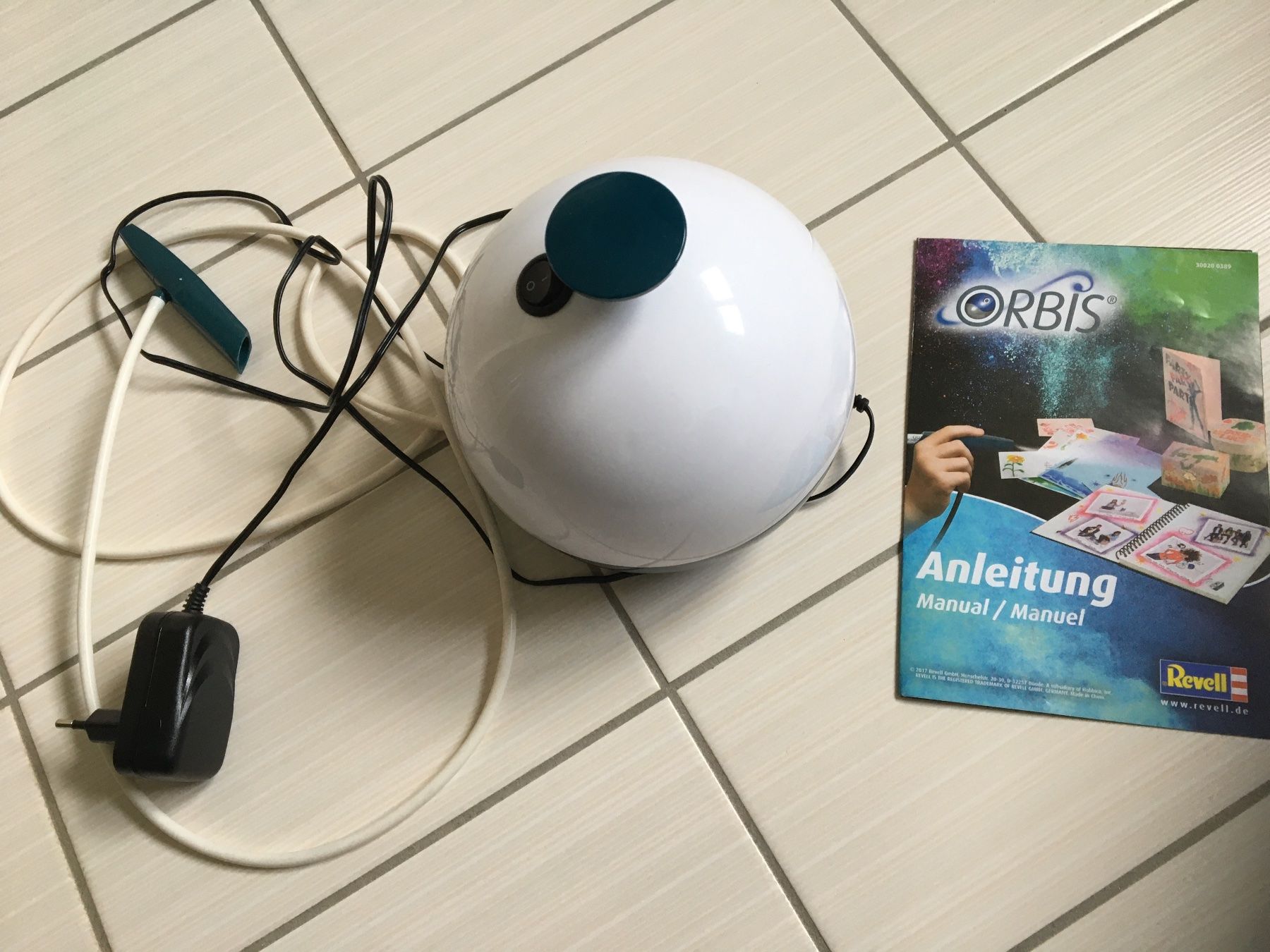 Farben: Airbrush  Orbis – Gebraucht aus Arth von Vrecam51