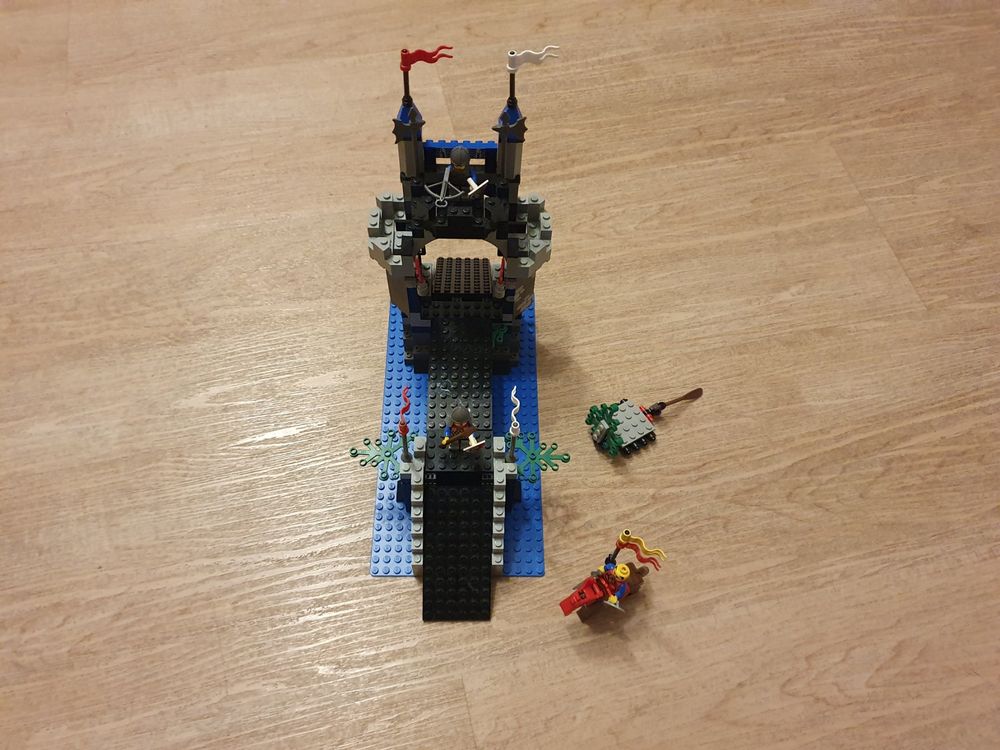 Lego 6078 Ritter / Burg (Gebraucht) in Schattdorf für CHF 59 – mit ...