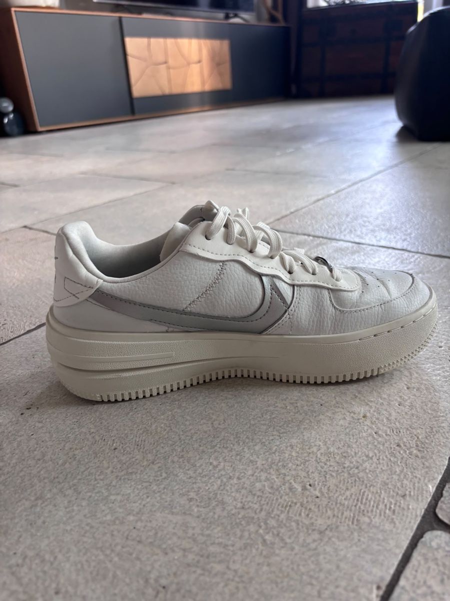 Nike Chaussures hommes: Baskets Nike Air Force blanches T39 – D'occasion à La Chaux-de-Fonds par seb6969 3