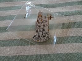 NEUER Kunst Pin Housi Knecht PRO KREISU BÄR, Nr. 1758 - M163
