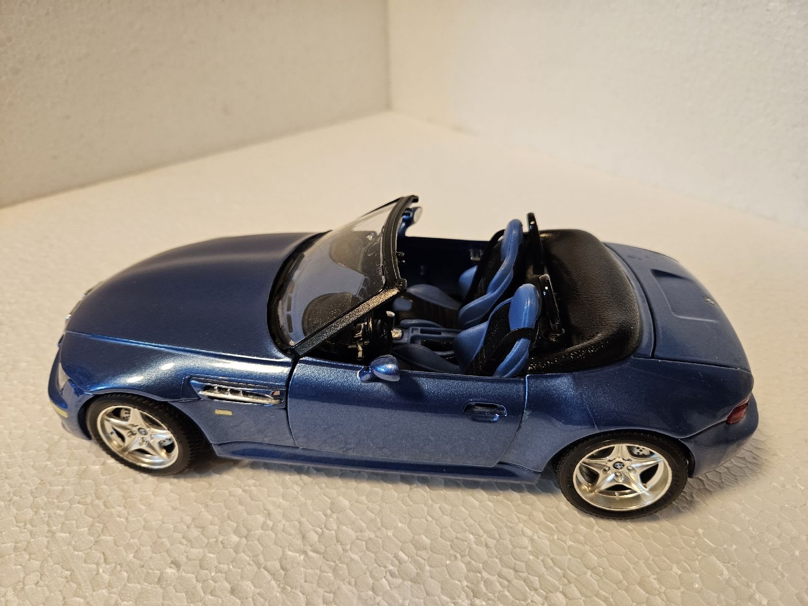 Bburago Modellautos: Bburago BMW – Gebraucht aus Haslen GL von Sandra40 1