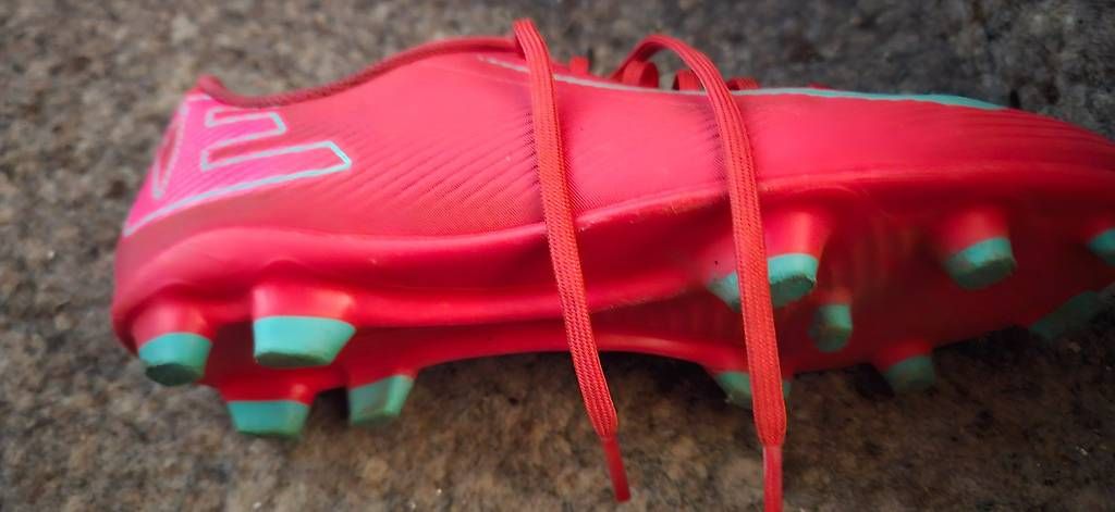 Scarpe da uomo: Fussballschuhe – Usato da Scheuren venduto da sunflower011 2