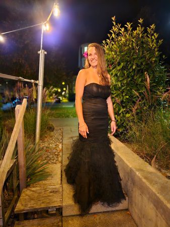 Abendkleid / Hochzeitskleid feminin - schwarz