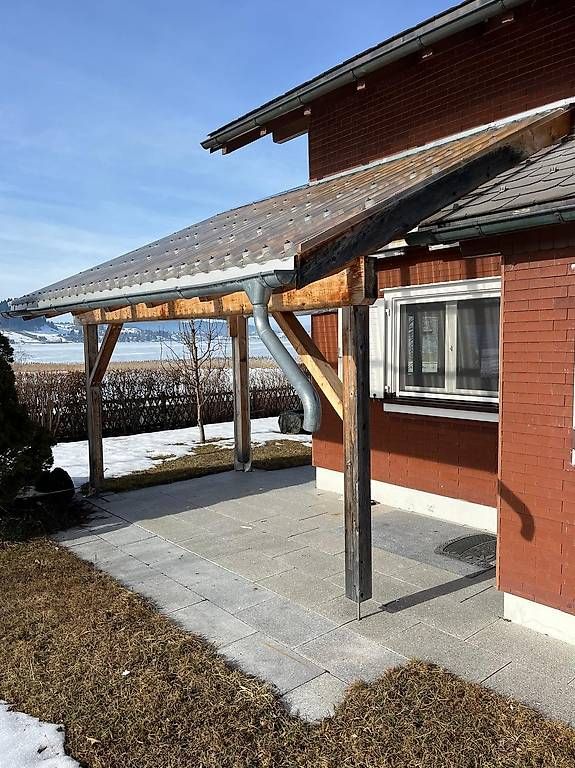 Unterstände: Gebrauchte Holz-Terrassenüberdachung, robust und stabil – Gebraucht aus Einsiedeln von zuechi62