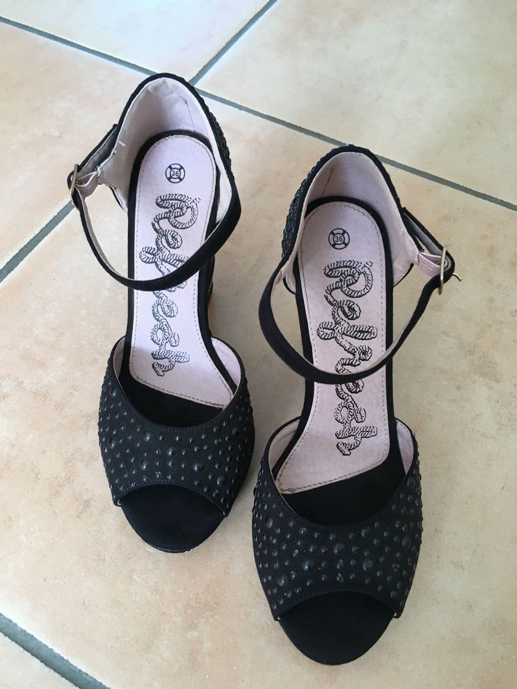 Scarpe da donna: Sandales - pointure 36 – Usato da Montmollin venduto da alexrey 2