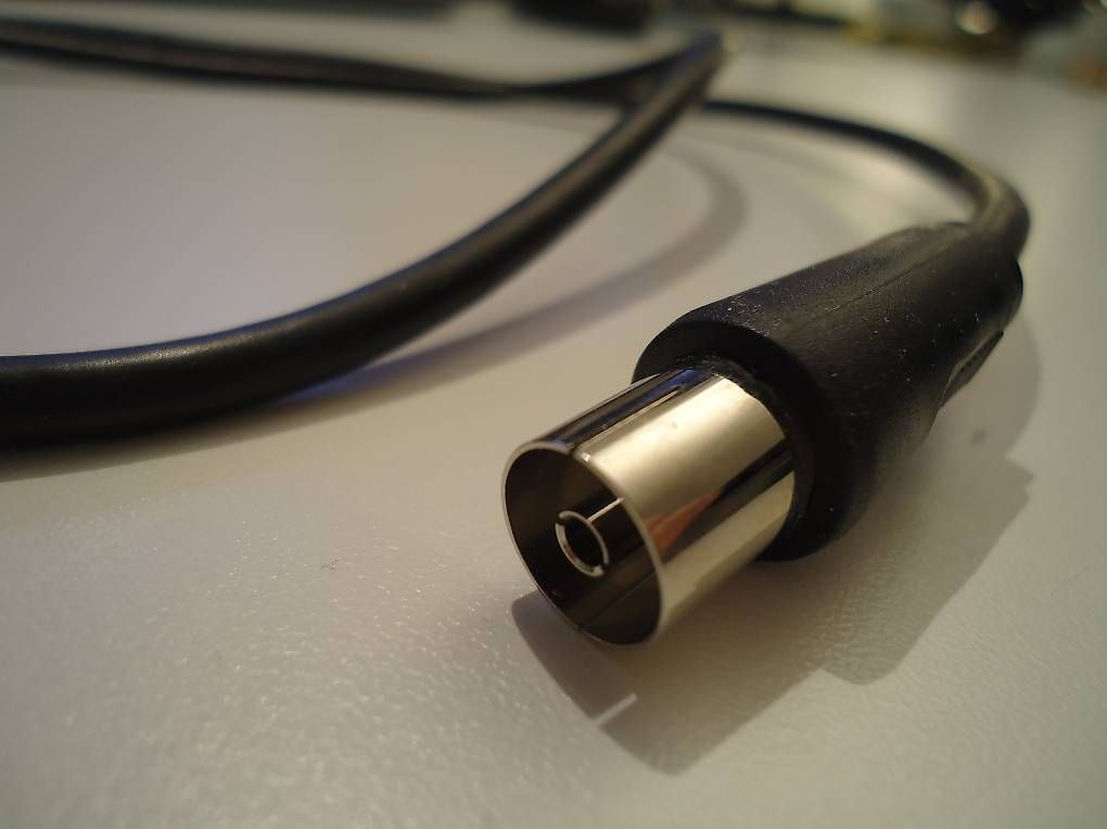 Kabel: Koaxialkabel TV Radio 1m – Gebraucht aus Emmenbrücke von BlSi 2