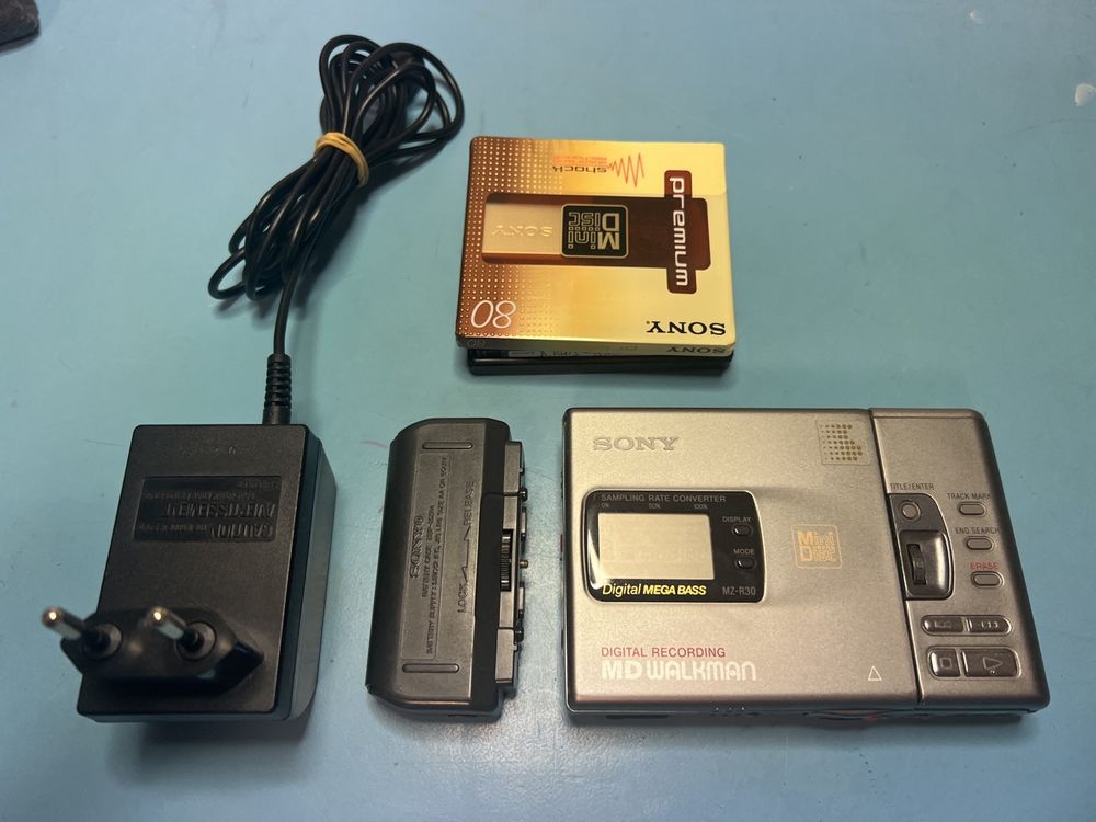 Sony MZ-R30 MD Walkman - Sammlerstück mit Zubehör! (Gebraucht) in ...