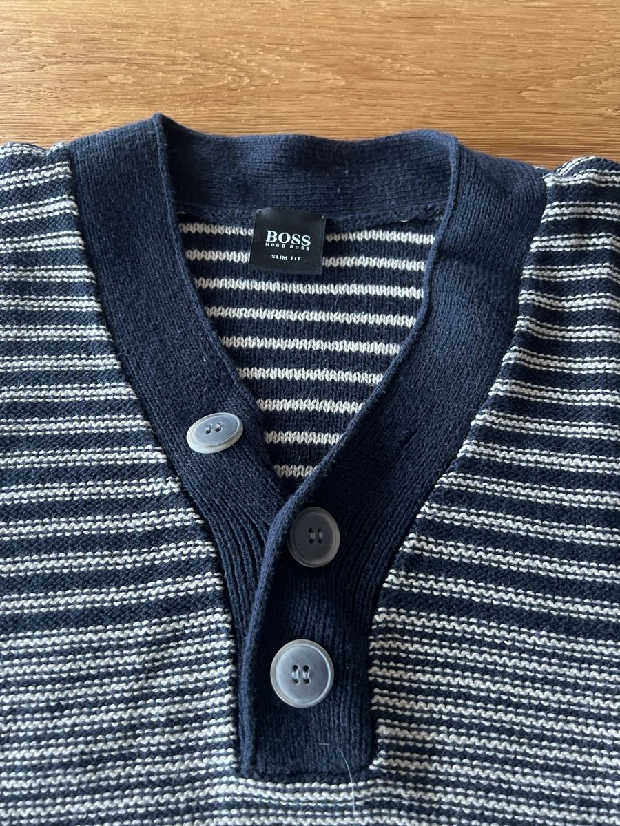 Hugo Boss Maglioni & Felpe: Herren Pullover Hugo Boss, Gr.L blau/grau – Usato da Wolfwil venduto da Poulet60 5