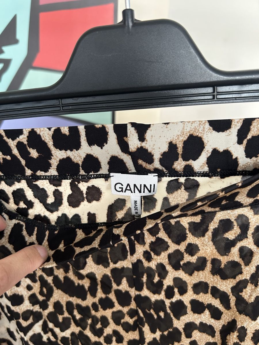 Ganni Pantaloni: Shorts Leopard Print GANNI Size L – Usato da Zürich venduto da fan_z5fl 1