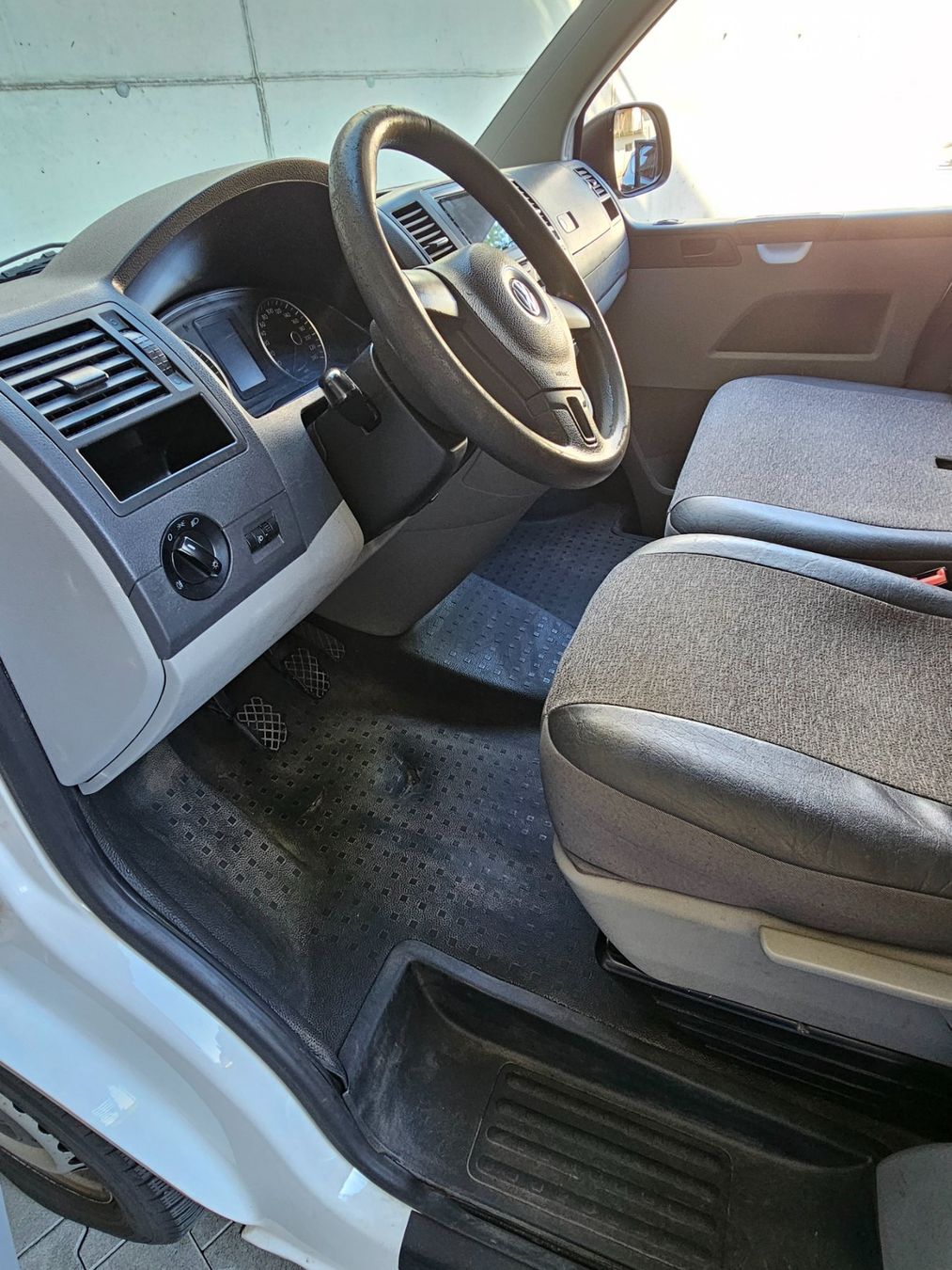 VW Veicoli commerciali: VW T5 Kastenwagen – Usato da Wasen im Emmental venduto da chris57 4