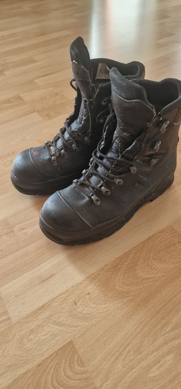 Chaussures hommes: Haix Arbeitsschuhe S3 – D'occasion à unterägeri par Cfmotor