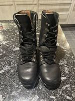 Kampfstiefel 90 / Militärschuhe Grösse 41/42