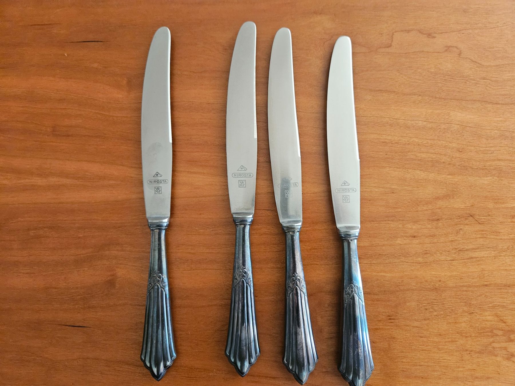 WMF Besteck: 4 WMF Nirosta Messer versilbert – Gebraucht aus Ittigen von Myriamstr