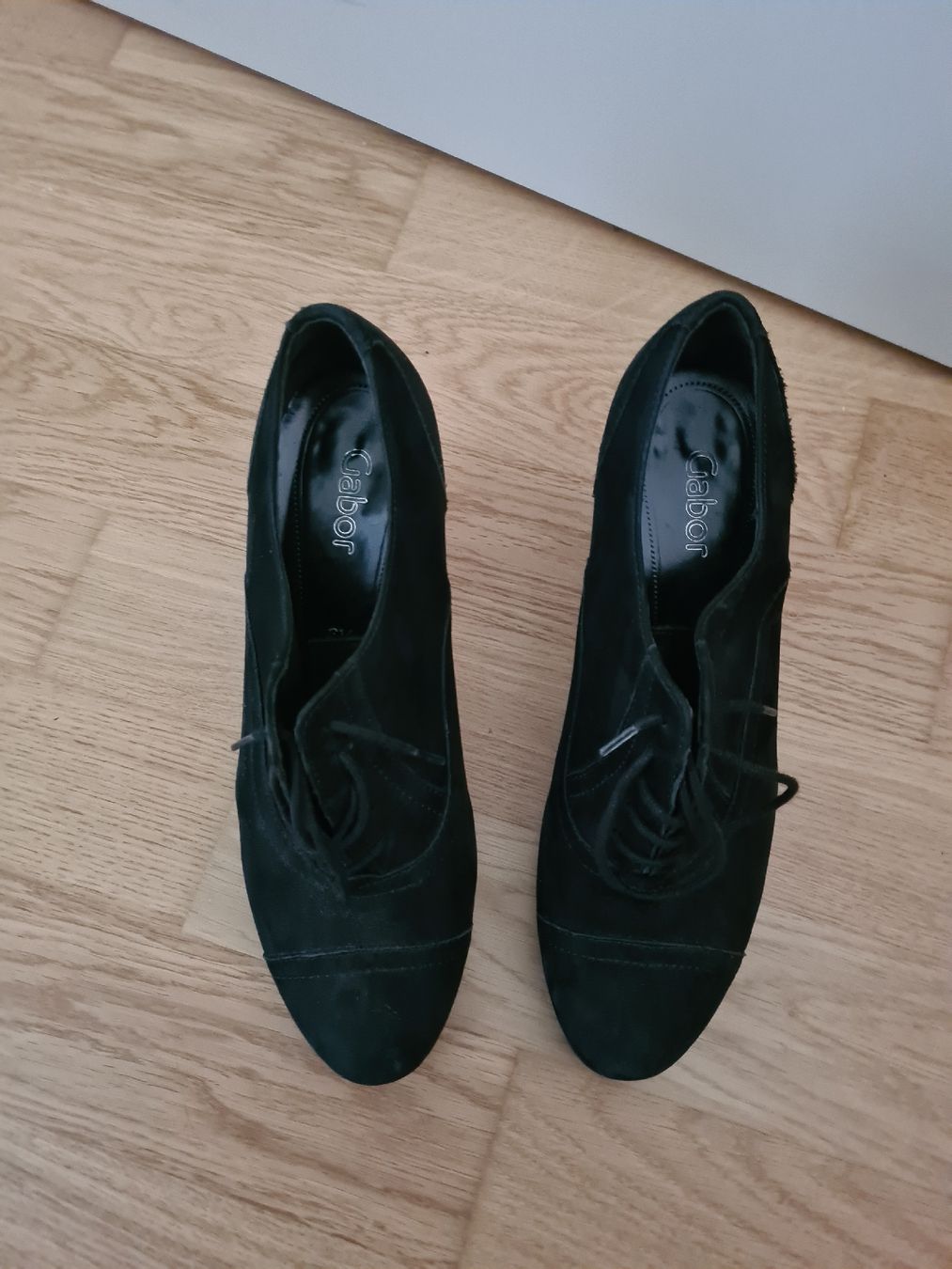 Gabor Scarpe da donna: Gabor Schnürschuhe Schwarz Grösse 40 – Usato da Horw venduto da Mirii91