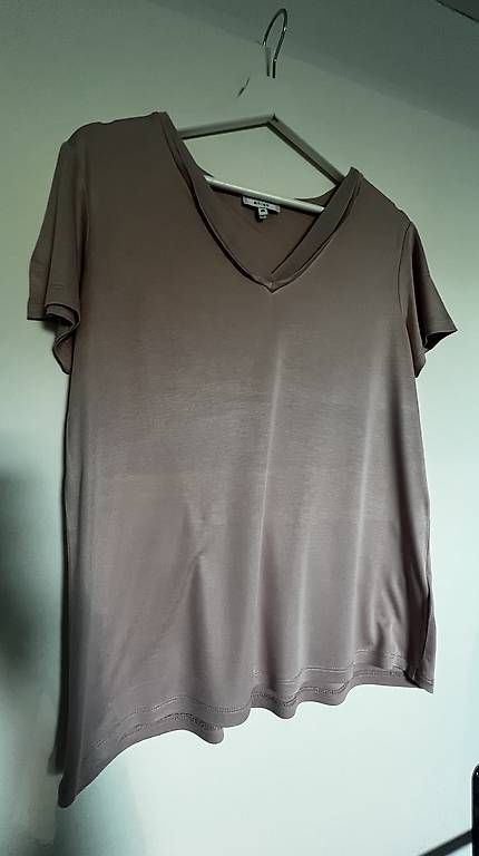 T-shirt: Reiss Tshirt – Usato da Baden venduto da Sparkling_s 4