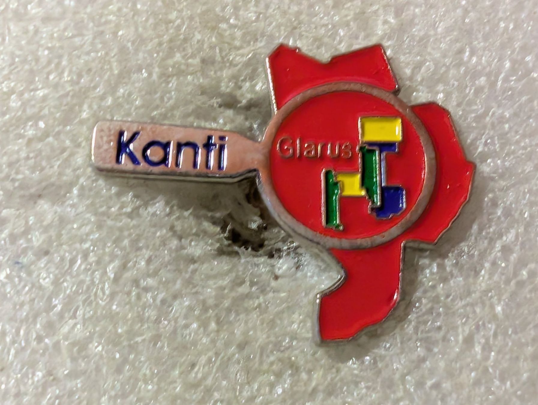 Placchette & Badge: Ansteckpin 131: Kanti Glarus – Usato da Oppligen venduto da Pin-Fall-Shop