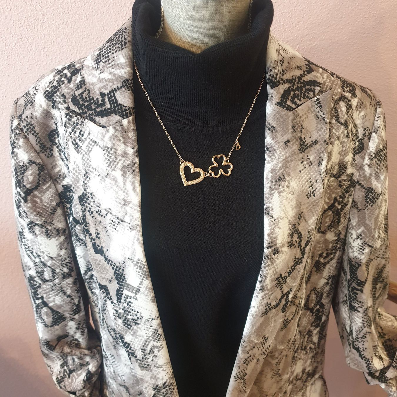 C&A Jacken: Oversize Blazer, Schlangenmuster, schwarz/grau/weiss Gr. 36 – Neu (gemäss Beschreibung) aus Neuendorf von DeSiriA 4