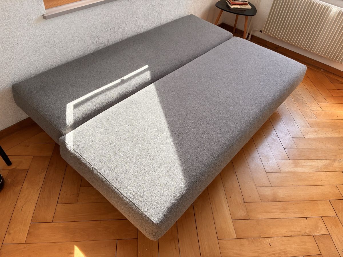 Sofas: Canapé lit – D'occasion à Delémont par Jinjule 2
