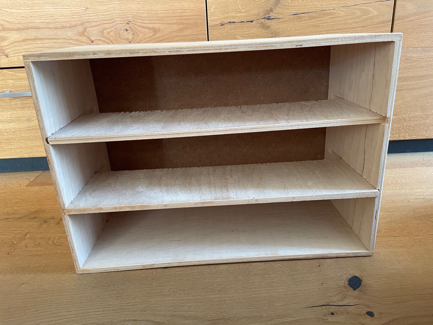 Cassettiere: Holz Schubladenkorpus / Schubladen Kommode mit Zahlen – Usato da Füllinsdorf venduto da bienli 7