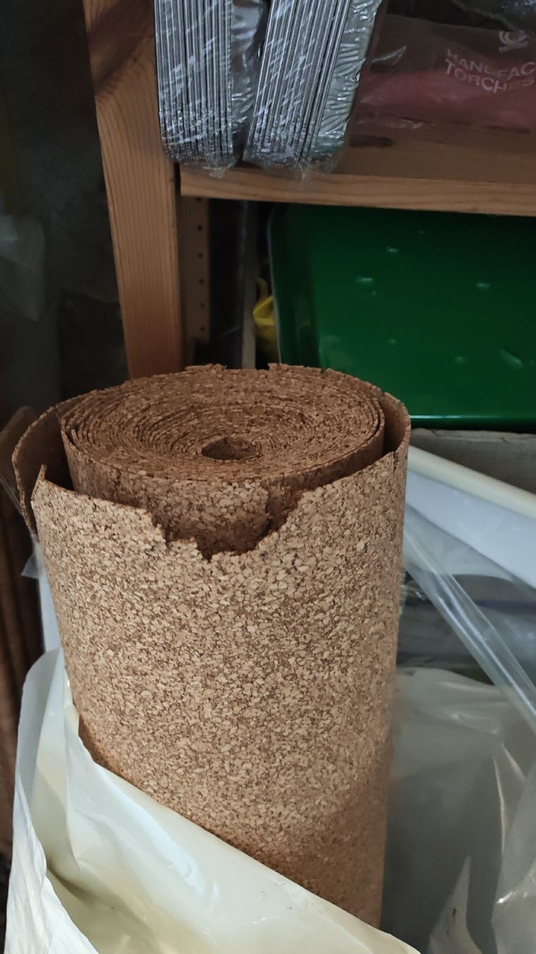 Materiale di riempimento: Rouleau de liège naturel – Usato da Neuchâtel venduto da kev_t656