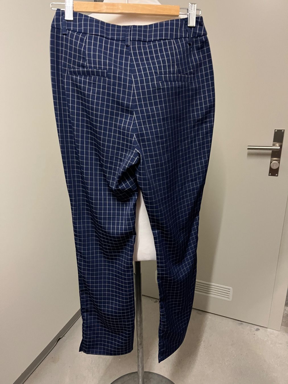 Pantaloni: Hose, Grösse S, Neu – Nuovo (secondo la descrizione) da Interlaken venduto da Jasmin_Flower 2