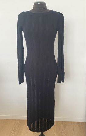 Elegantes schwarzes Langkleid von H&M