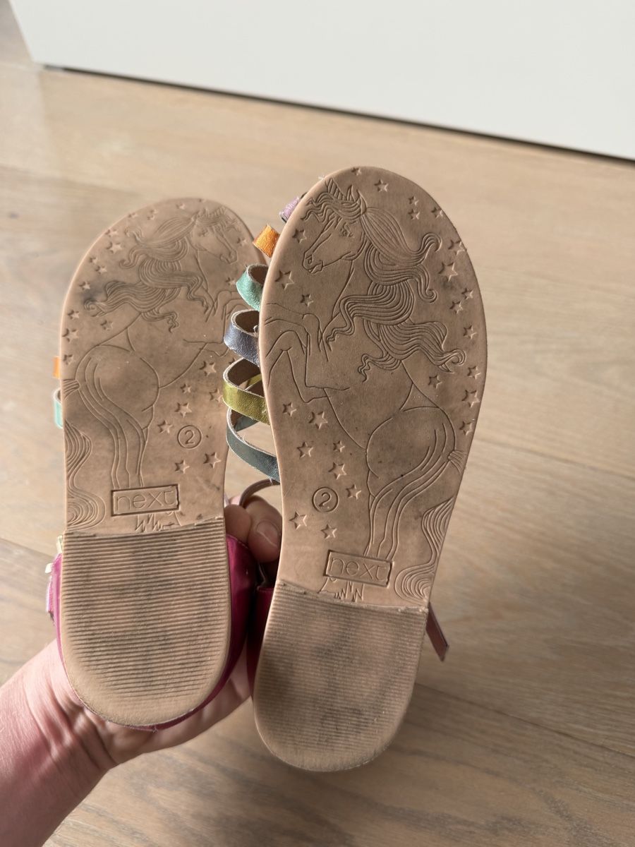 Schuhe für Mädchen: Sandals size 36 multi-colour used – Gebraucht aus Wettswil von pop_qw58 6