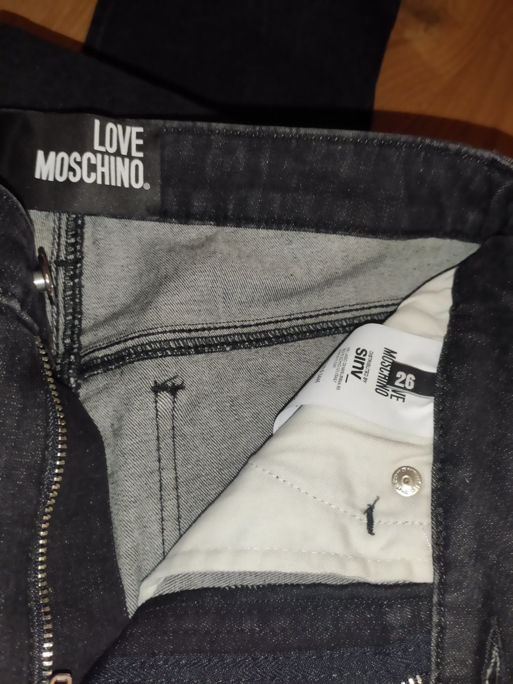 Moschino Jeans: Jeans Love Moschino NEU – Nuovo e nell'imballaggio originale da Titterten venduto da fra_v27g 3