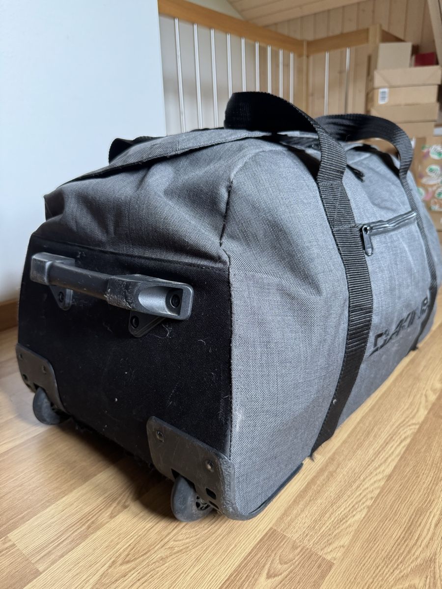 Dakine Valigie: DAKINE Roll-Reisetasche – Usato da Schüpfheim venduto da lil_5jzb 6