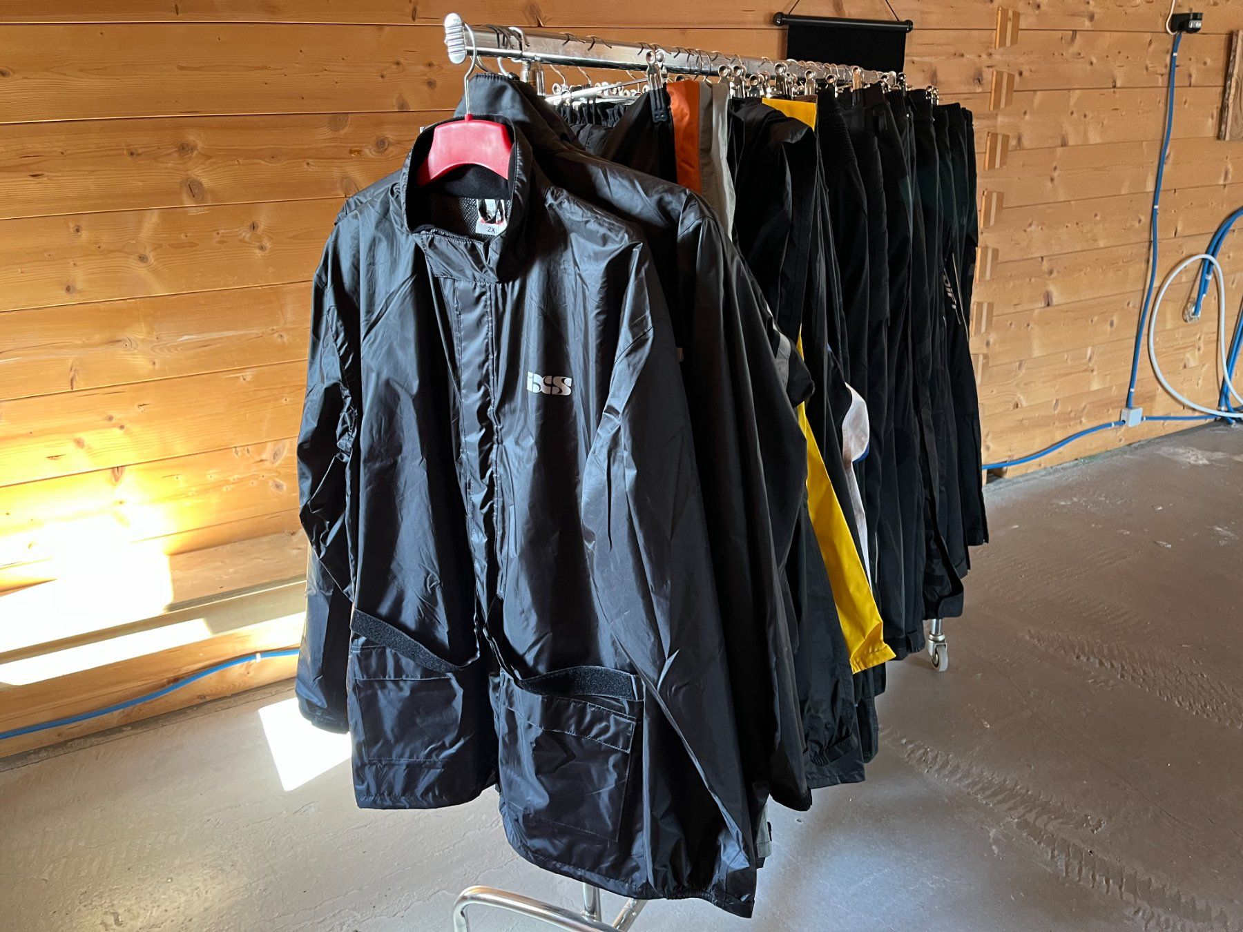 IXS Lotti di vestiti: Motorradbekleidung Restposten – Nuovo (secondo la descrizione) da Schluein venduto da susi34 7