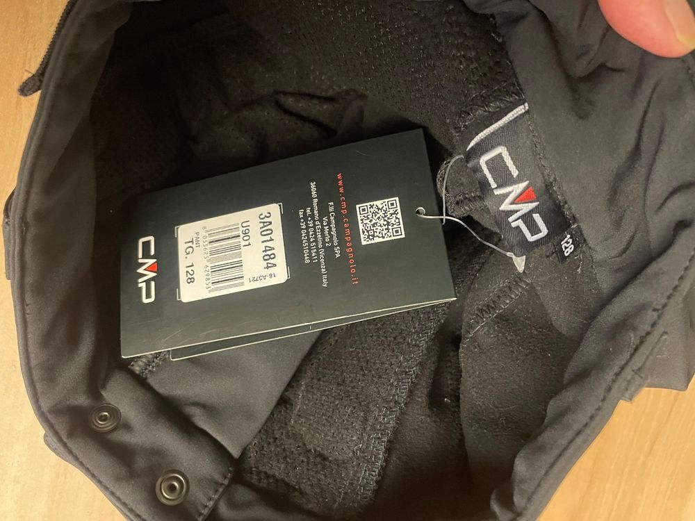 CMP Pantaloni: CMP Softshellhose, schwarz, Gr. 128, NEU! – Nuovo e nell'imballaggio originale da Pfäffikon SZ venduto da Ka6ka 2