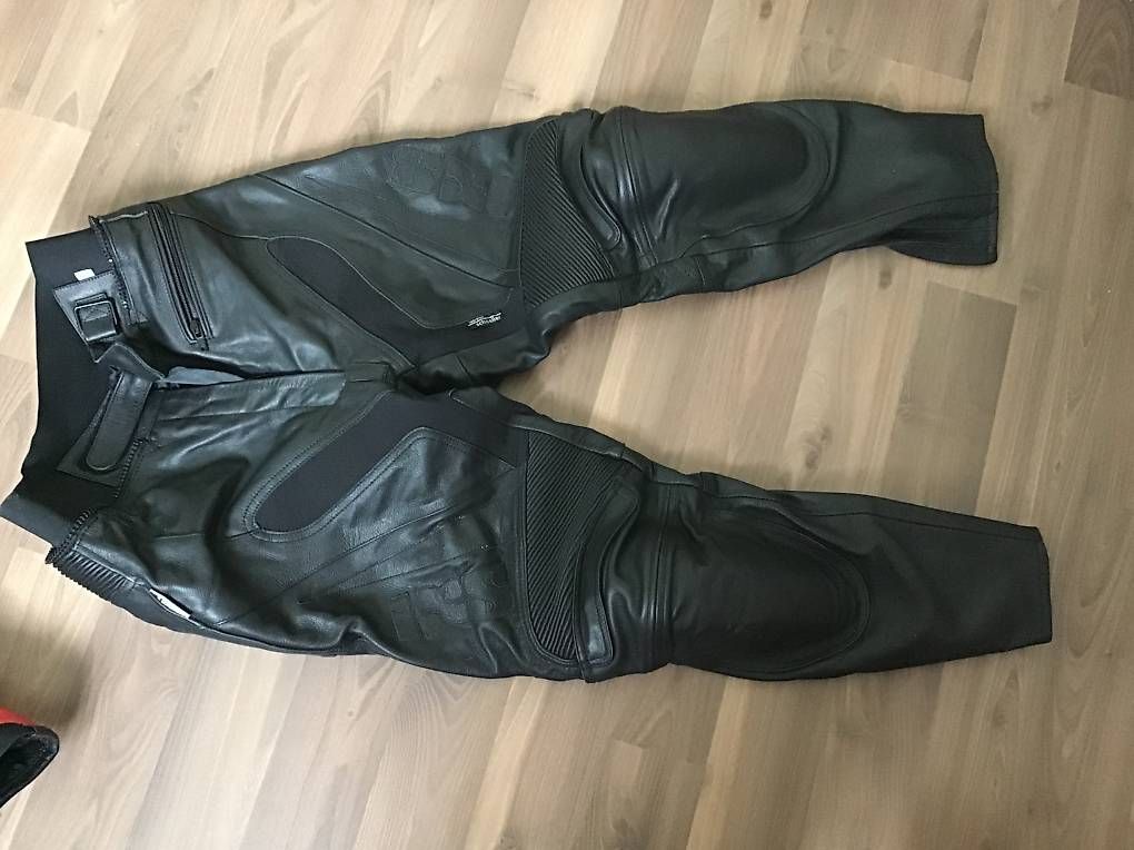Completi & Tailleur: Damen Lederkombi – Usato da Fischenthal venduto da Bobetsch 4