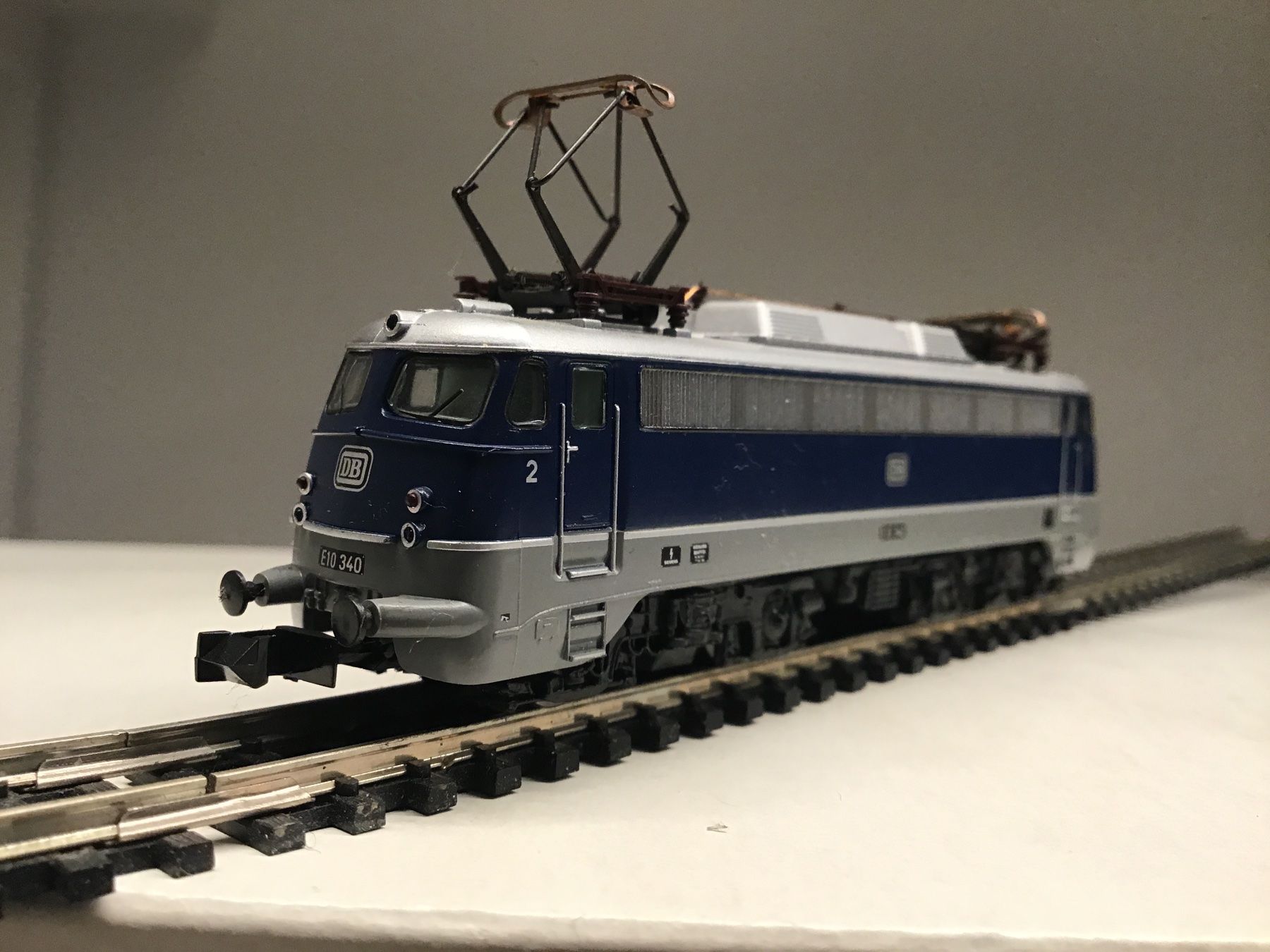 Modellini di ferrovie: N E-Lok DB E10 340 blau/silber – Usato da Männedorf venduto da Modellbau-wyss 1